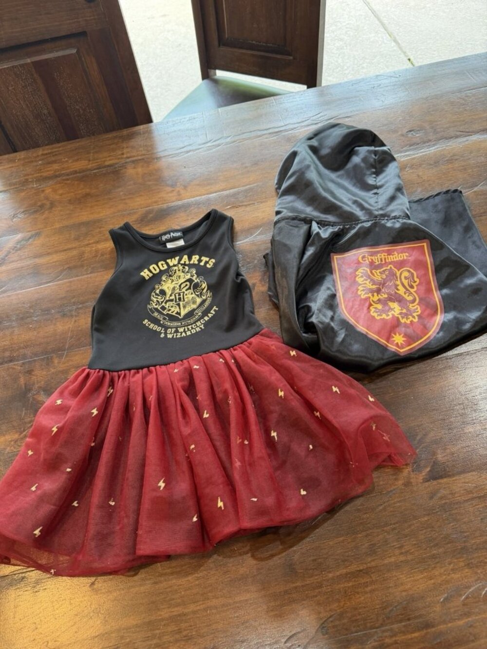 Harry Potter Hogwarts Girls Dress Size XL 6x Halloween W/ Hooded Cloak
